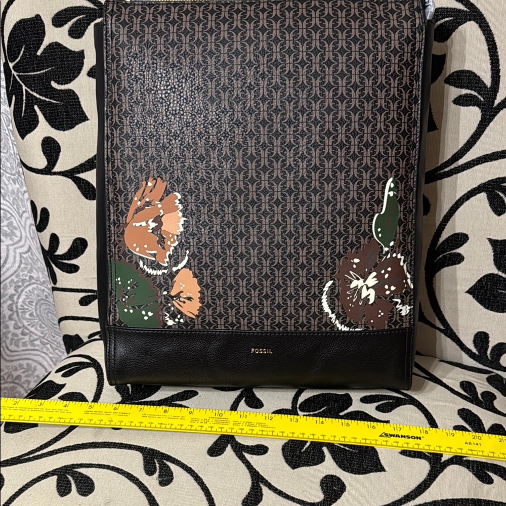 Fossil Men's Brown and Black Bag